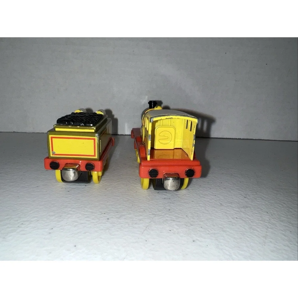 MOLLY THOMAS FRIENDS TRAIN TAKE ALONG N PLAY DIECAST 2006 Learning Curve